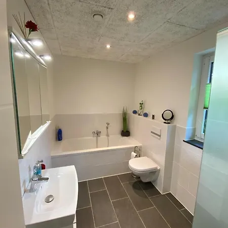 Neu! Modernes Schwanbeck Mit Whirlpool-option Holiday home *