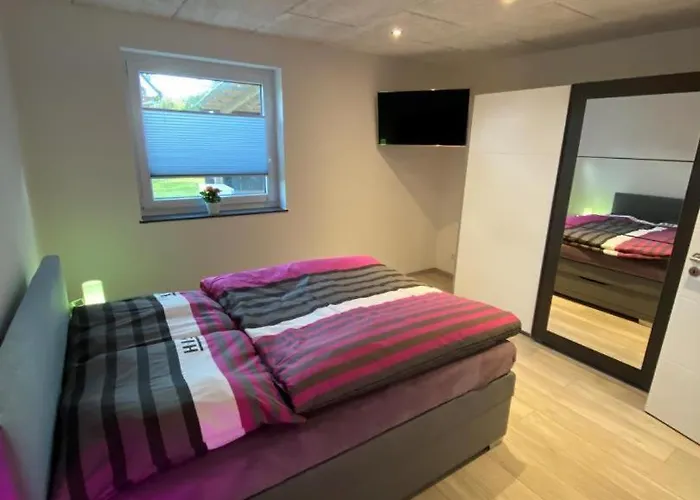 Neu! Modernes Schwanbeck Mit Whirlpool-option *